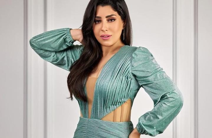 آيتن عامر تكشف حقيقة صورتها بملابس السجن – دفّاق نيوز